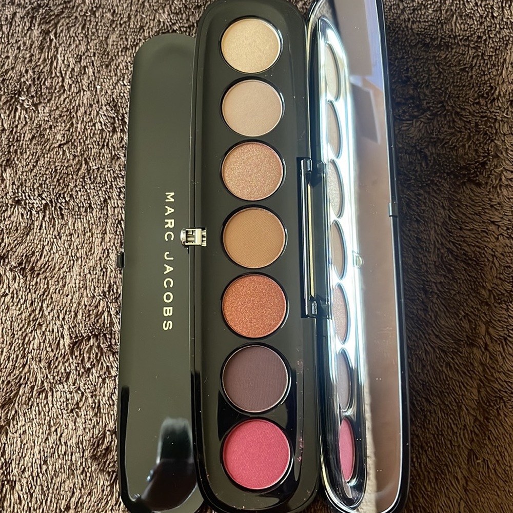 Marc Jacobs 740 Scandalust Eye-Conic Eyeshadow Palette - Picture 7 of 10